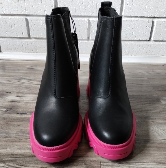 Sorel Women's Brex Heel Chelsea Bootie Black Pink NL4349-011 size 6 - Picture 2 of 5